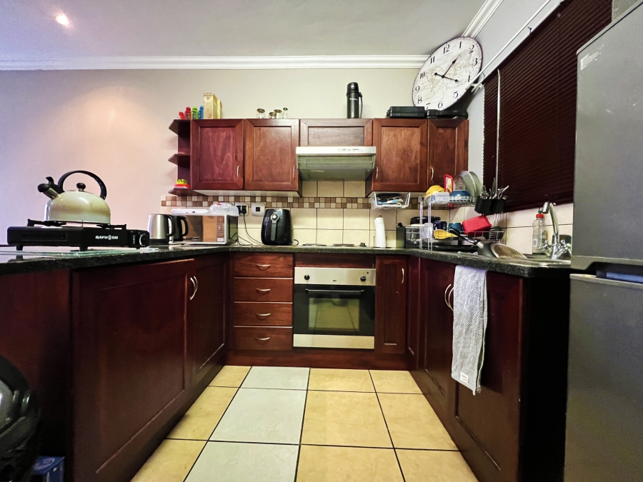 To Let 2 Bedroom Property for Rent in Die Bult North West